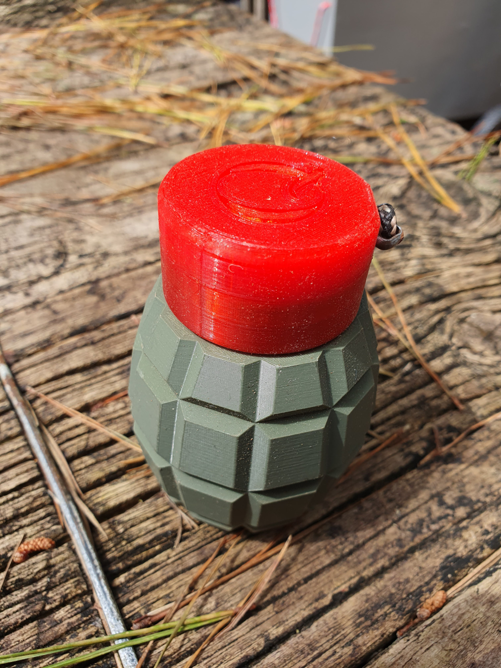 Sound grenade